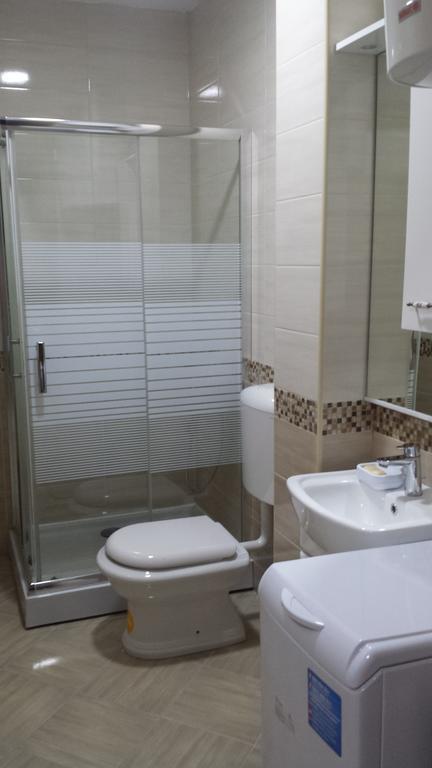 Apartment Fini Tivat Exterior photo